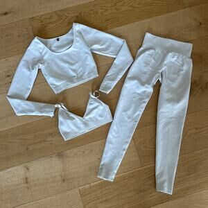 Second Left - 3 Piece Workout Set, Bra, Leggings and Long Sleeve Top in Gray